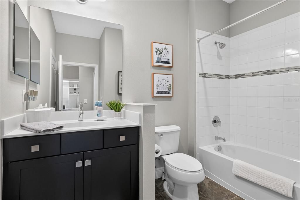 For Sale: $360,000 (2 beds, 2 baths, 1525 Square Feet)