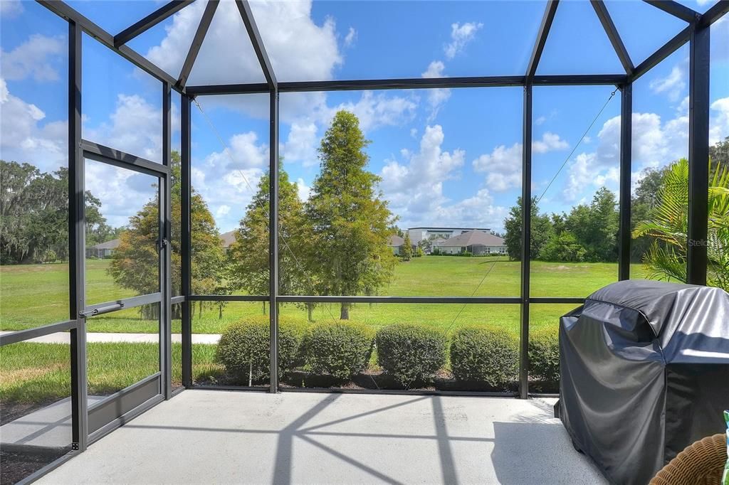 For Sale: $360,000 (2 beds, 2 baths, 1525 Square Feet)