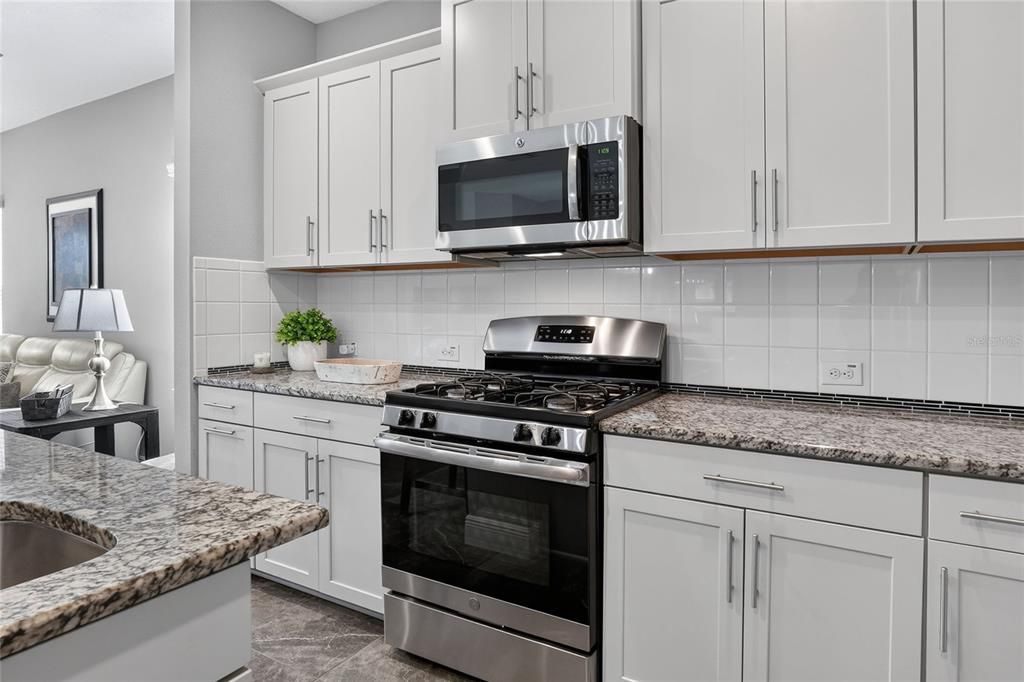 For Sale: $360,000 (2 beds, 2 baths, 1525 Square Feet)