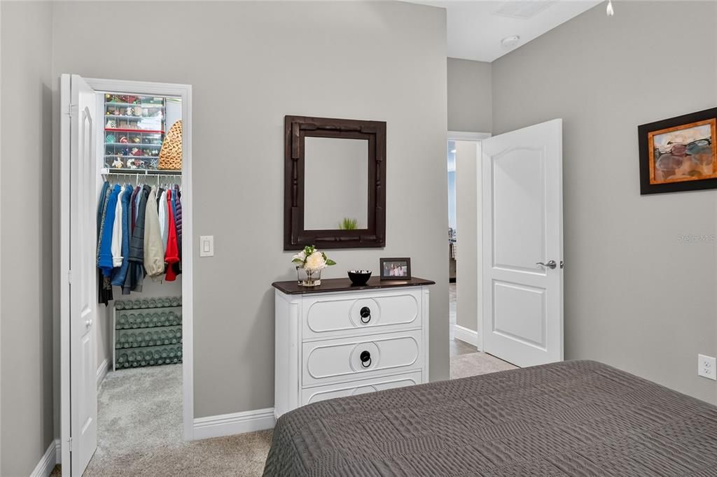 For Sale: $360,000 (2 beds, 2 baths, 1525 Square Feet)
