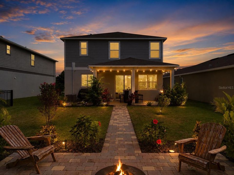 For Sale: $424,900 (3 beds, 2 baths, 2112 Square Feet)