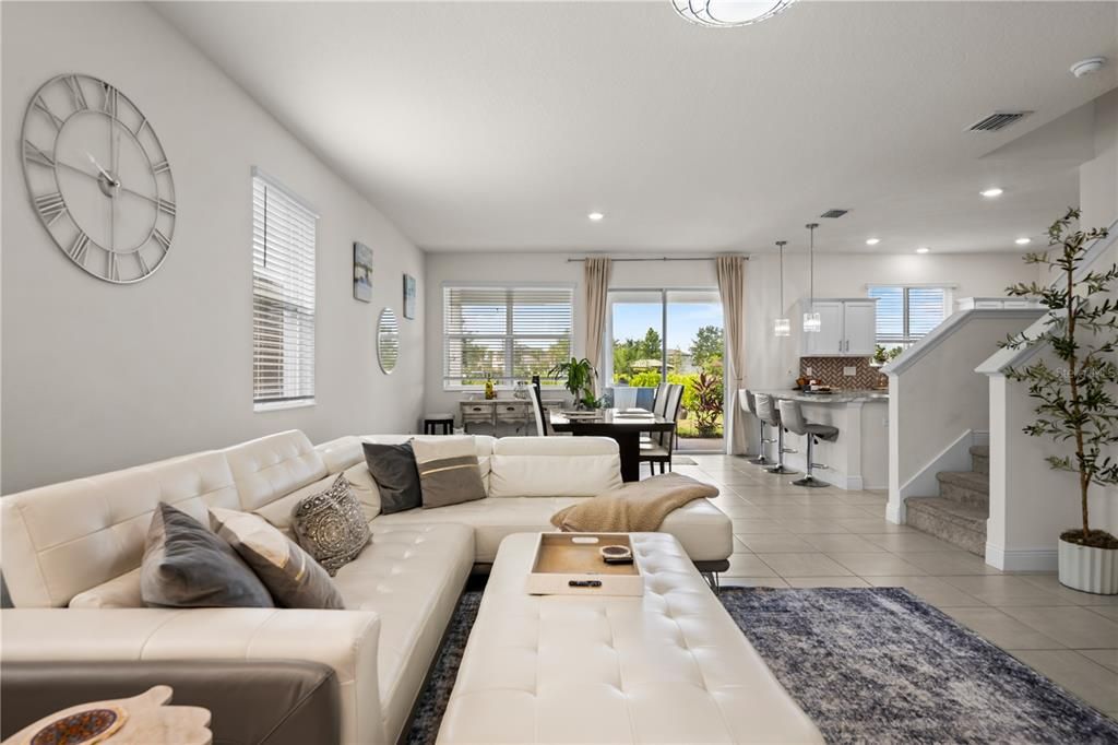 For Sale: $424,900 (3 beds, 2 baths, 2112 Square Feet)