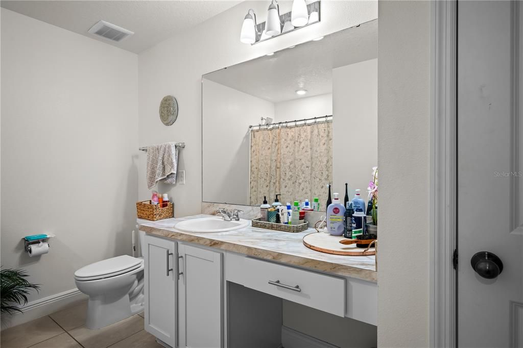 For Sale: $424,900 (3 beds, 2 baths, 2112 Square Feet)