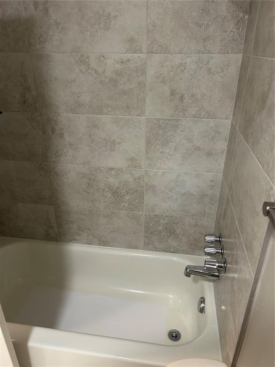 В аренду: $1,800 (3 спален, 2 ванн, 1148 Квадратных фут)