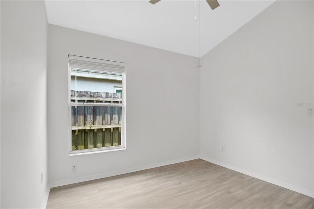 For Sale: $525,000 (3 beds, 2 baths, 1598 Square Feet)