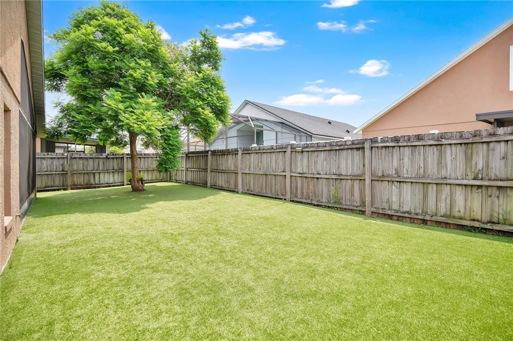 For Sale: $525,000 (3 beds, 2 baths, 1598 Square Feet)