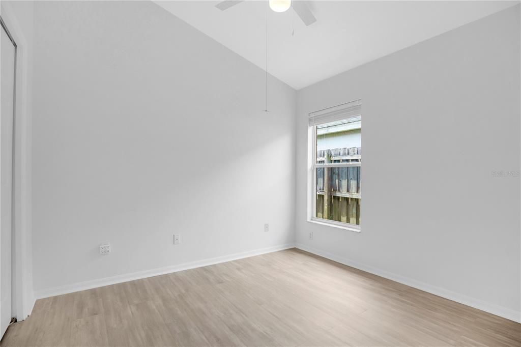 For Sale: $525,000 (3 beds, 2 baths, 1598 Square Feet)
