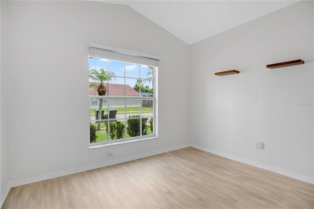 For Sale: $525,000 (3 beds, 2 baths, 1598 Square Feet)