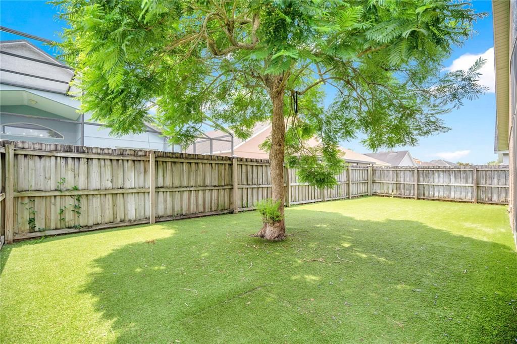 For Sale: $525,000 (3 beds, 2 baths, 1598 Square Feet)