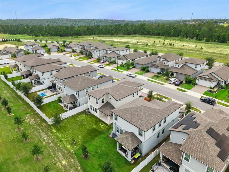 En Venta: $455,000 (3 camas, 2 baños, 2304 Pies cuadrados)