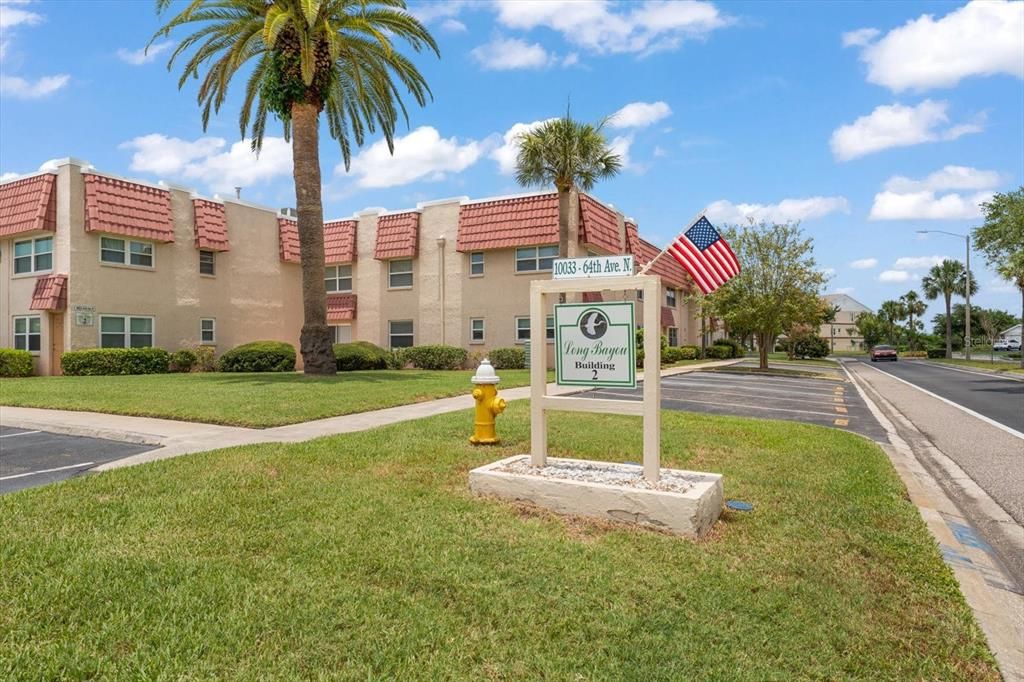 For Sale: $77,000 (1 beds, 1 baths, 790 Square Feet)