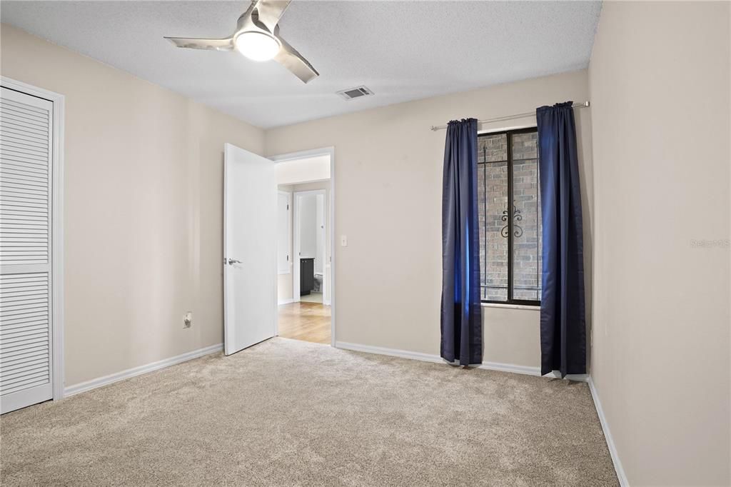 For Sale: $279,000 (3 beds, 2 baths, 1456 Square Feet)
