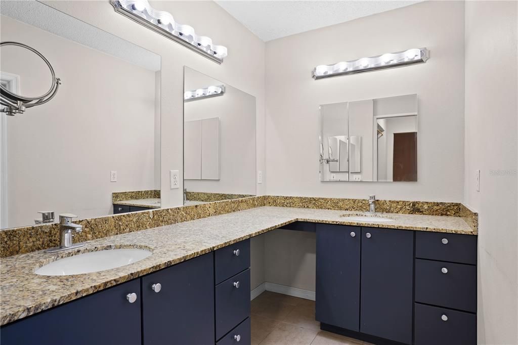 For Sale: $279,000 (3 beds, 2 baths, 1456 Square Feet)