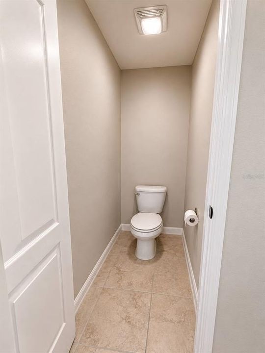 For Rent: $2,500 (3 beds, 2 baths, 1577 Square Feet)