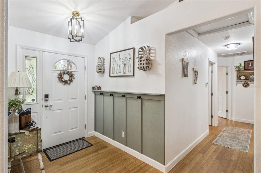 En Venta: $309,000 (3 camas, 2 baños, 1313 Pies cuadrados)