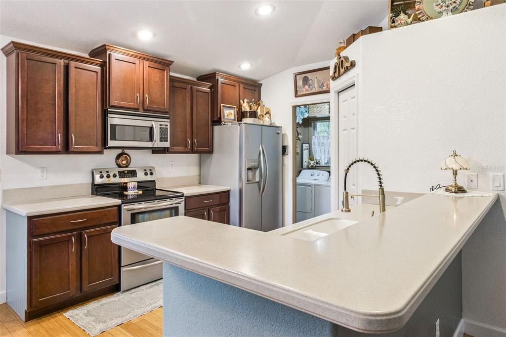 En Venta: $309,000 (3 camas, 2 baños, 1313 Pies cuadrados)