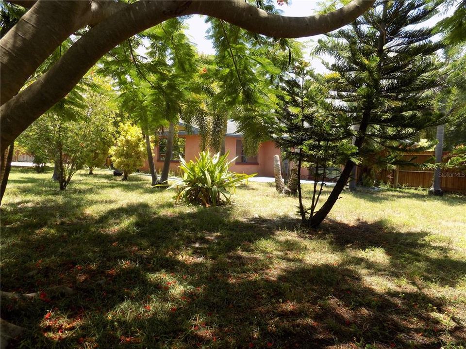 На продажу: $340,000 (2 спален, 2 ванн, 1342 Квадратных фут)