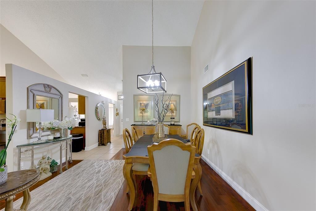For Sale: $278,000 (3 beds, 2 baths, 1520 Square Feet)