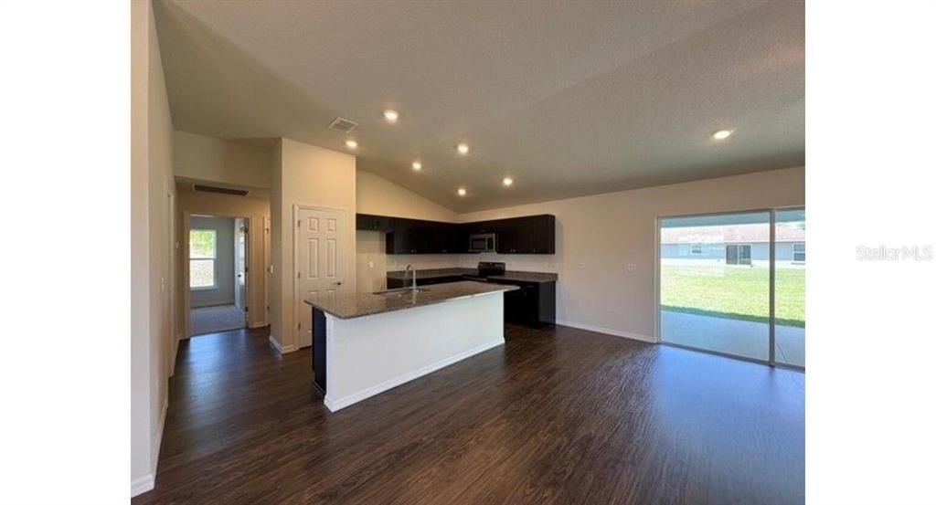 For Sale: $337,573 (4 beds, 2 baths, 1859 Square Feet)