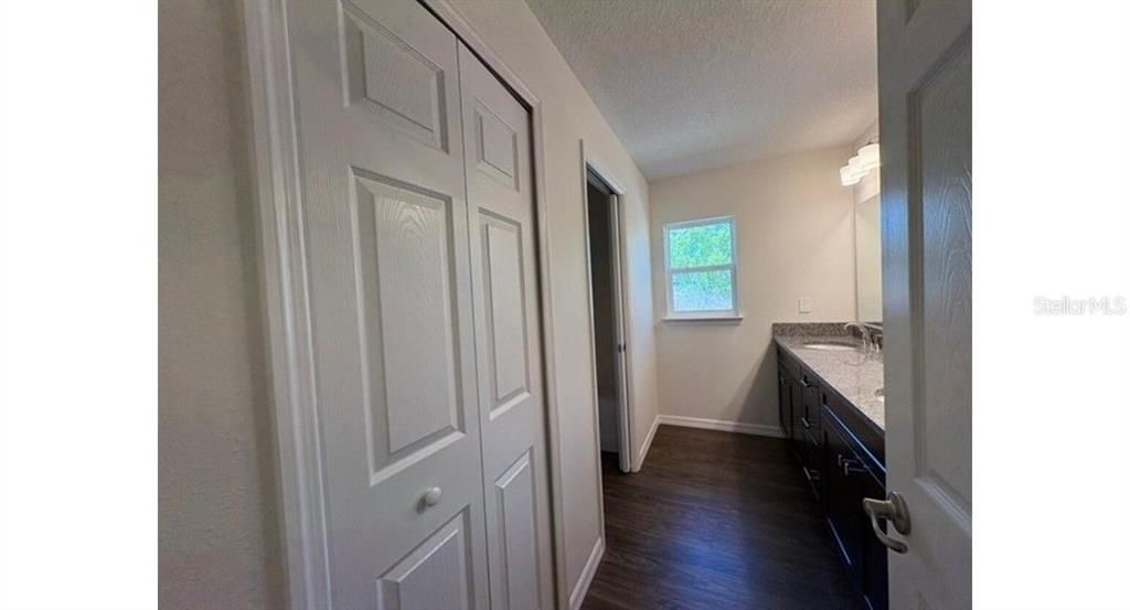 For Sale: $337,573 (4 beds, 2 baths, 1859 Square Feet)