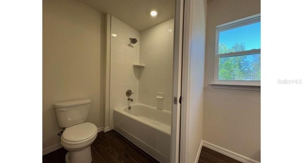 For Sale: $337,573 (4 beds, 2 baths, 1859 Square Feet)