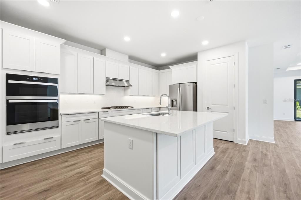 En Venta: $524,000 (3 camas, 2 baños, 1803 Pies cuadrados)