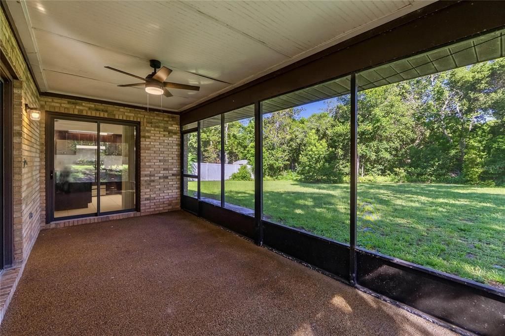 For Sale: $289,000 (2 beds, 2 baths, 1292 Square Feet)