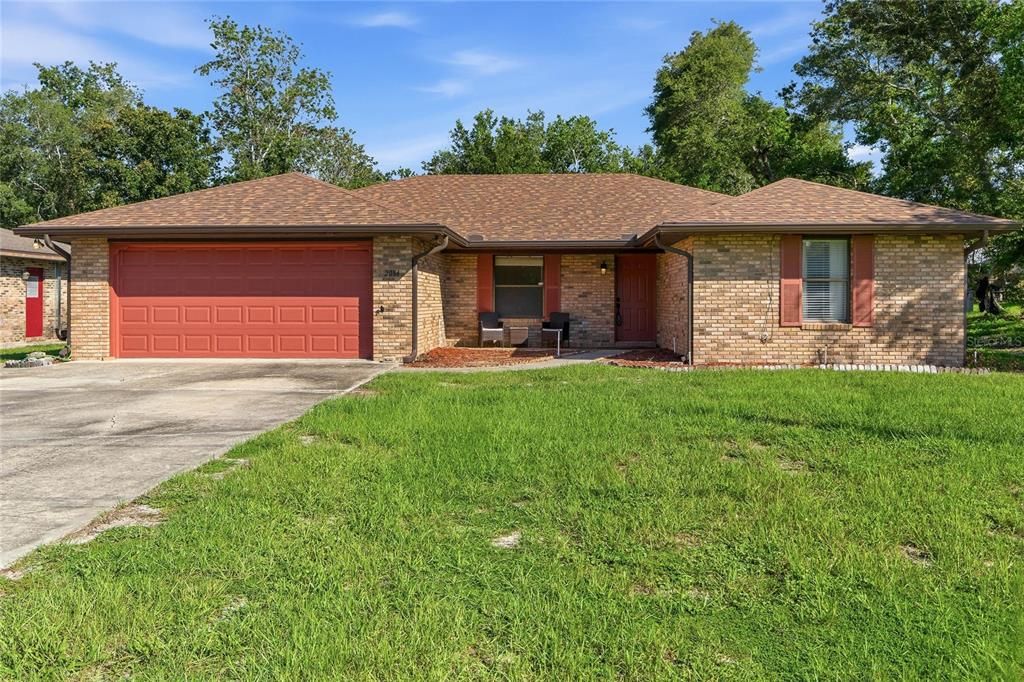 For Sale: $289,000 (2 beds, 2 baths, 1292 Square Feet)