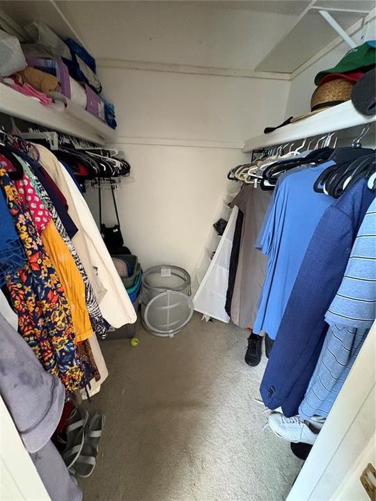 For Sale: $135,000 (1 beds, 1 baths, 792 Square Feet)