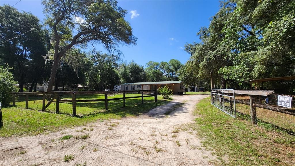 En Venta: $160,000 (2 camas, 1 baños, 924 Pies cuadrados)