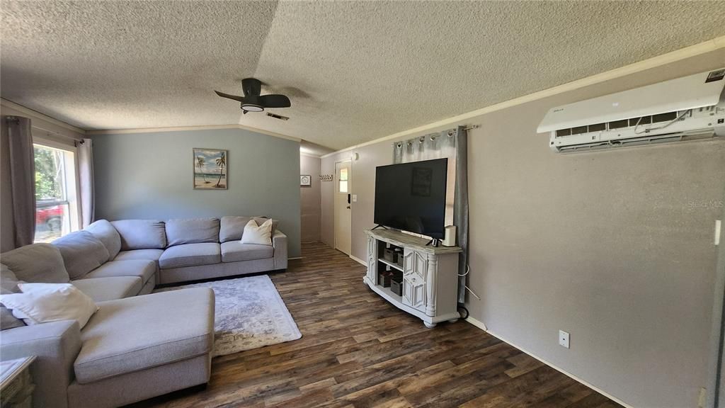 En Venta: $160,000 (2 camas, 1 baños, 924 Pies cuadrados)