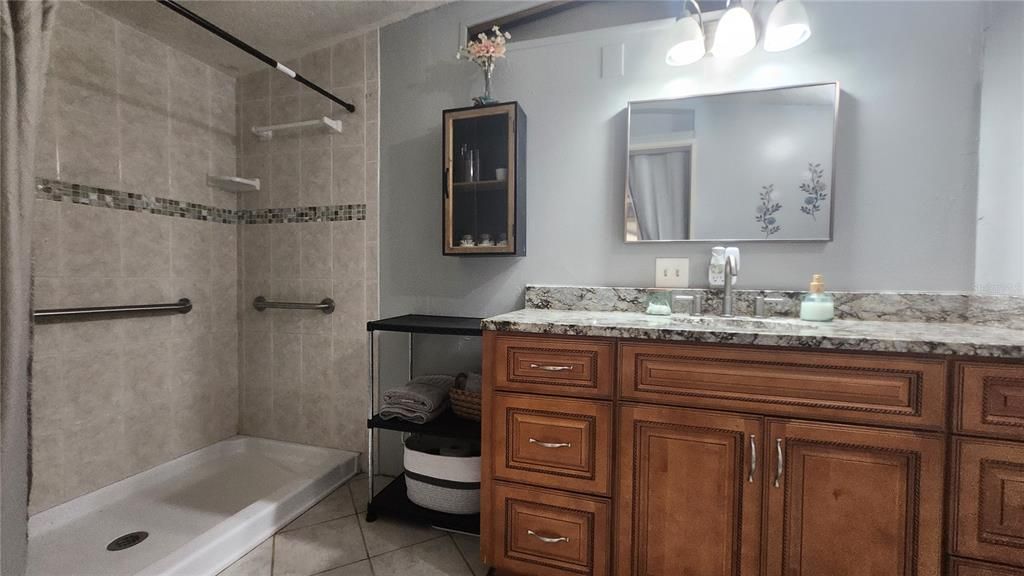 En Venta: $160,000 (2 camas, 1 baños, 924 Pies cuadrados)