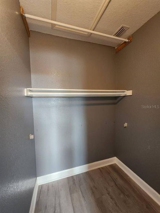 В аренду: $2,200 (3 спален, 2 ванн, 4660 Квадратных фут)