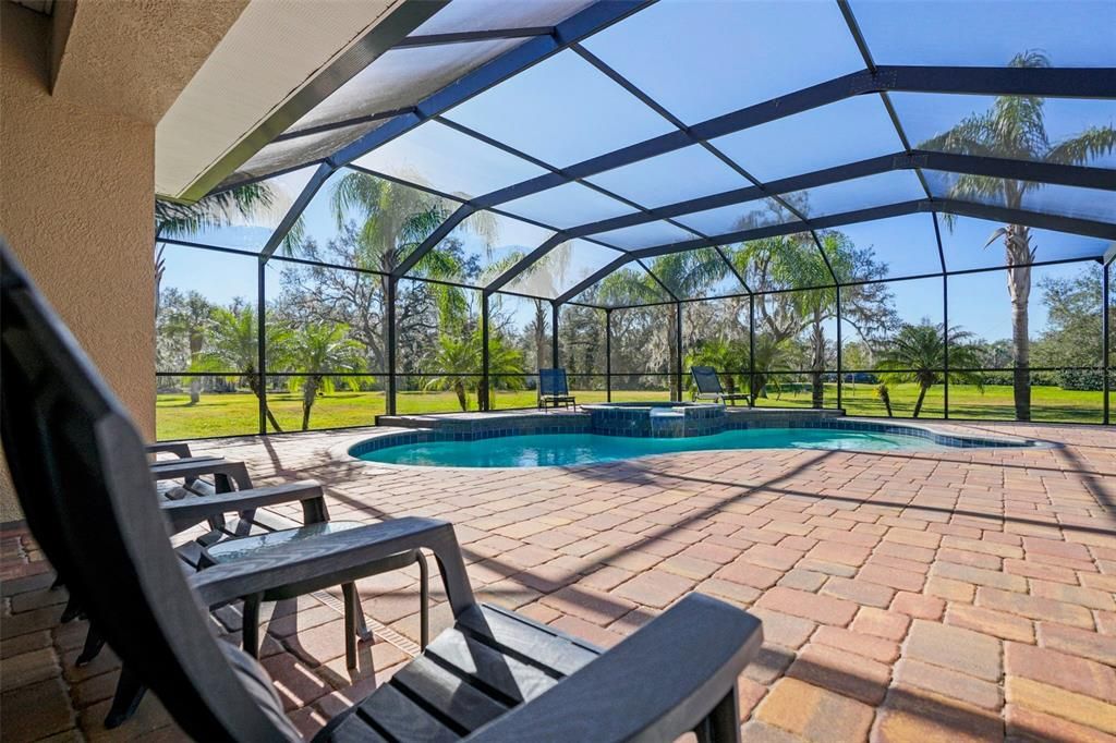 En Venta: $1,425,000 (4 camas, 5 baños, 4722 Pies cuadrados)