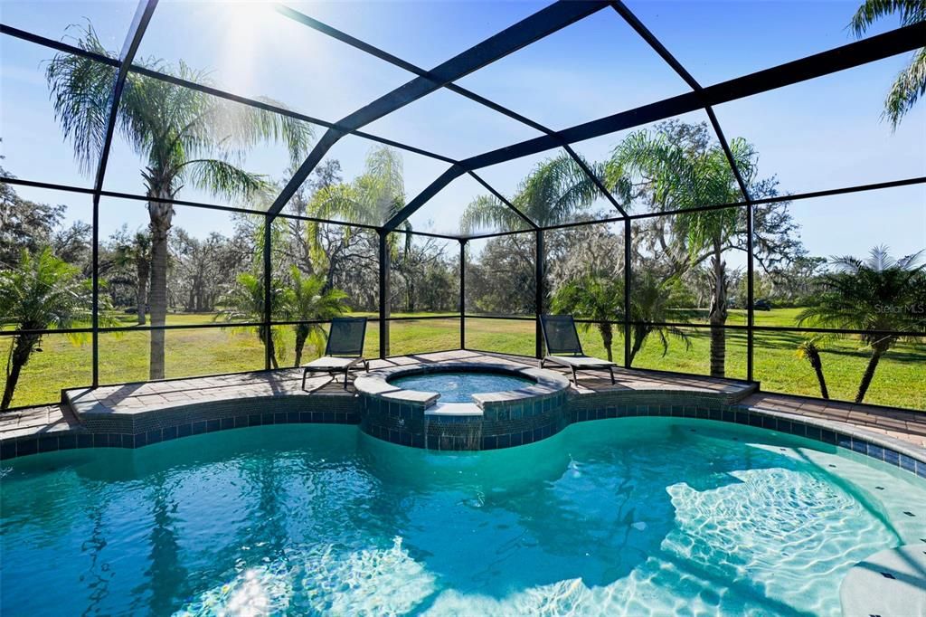 En Venta: $1,425,000 (4 camas, 5 baños, 4722 Pies cuadrados)