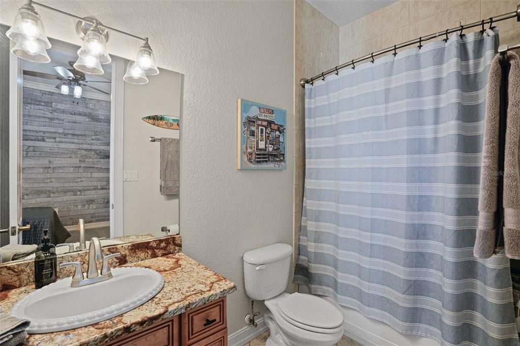 En Venta: $1,425,000 (4 camas, 5 baños, 4722 Pies cuadrados)