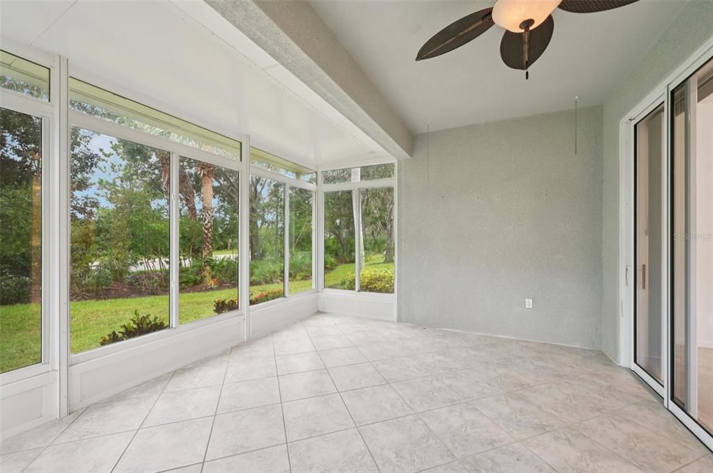 For Sale: $190,000 (3 beds, 2 baths, 1292 Square Feet)