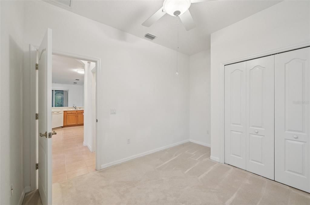 For Sale: $190,000 (3 beds, 2 baths, 1292 Square Feet)