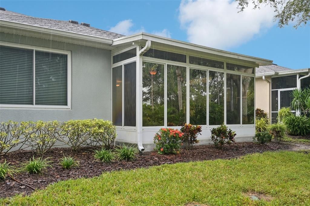 For Sale: $190,000 (3 beds, 2 baths, 1292 Square Feet)
