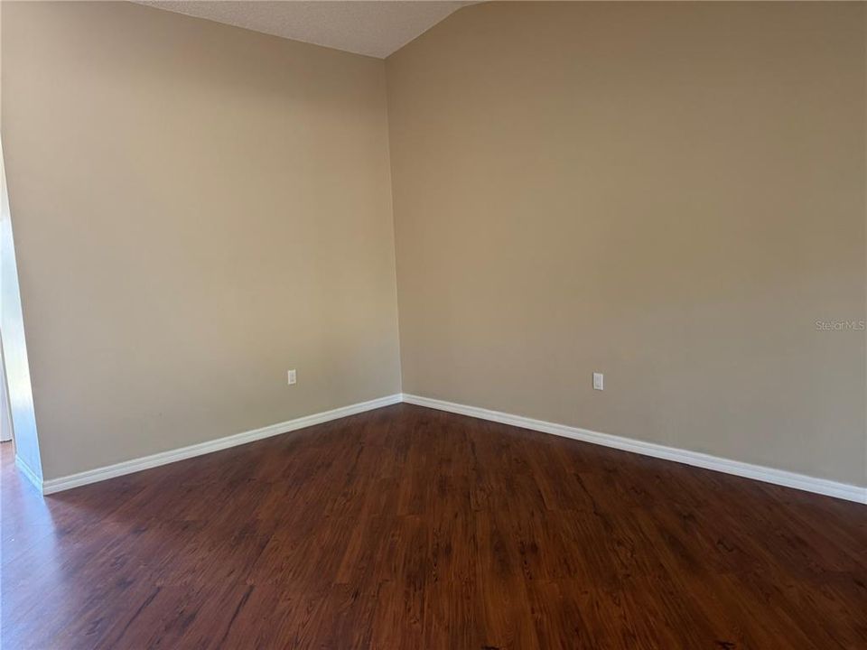 For Rent: $1,695 (3 beds, 2 baths, 1225 Square Feet)