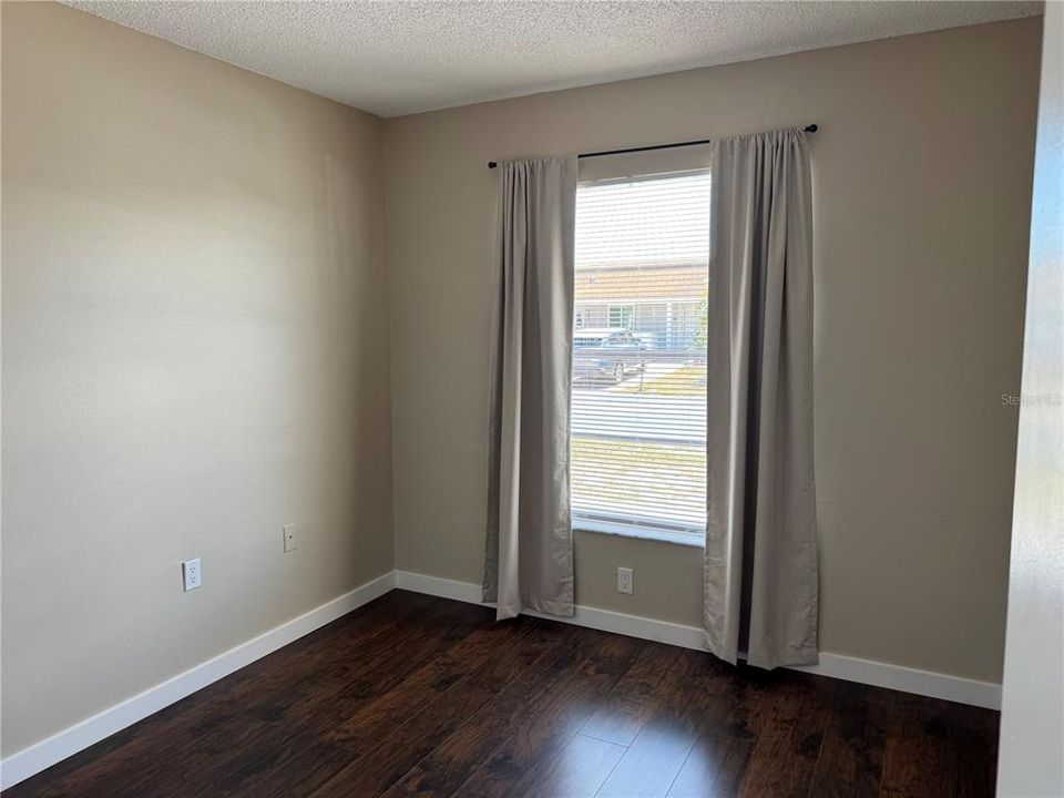 For Rent: $1,695 (3 beds, 2 baths, 1225 Square Feet)