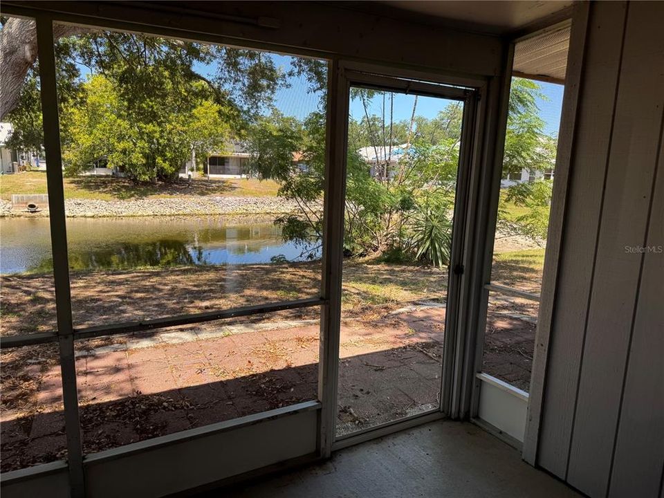 For Rent: $1,695 (3 beds, 2 baths, 1225 Square Feet)