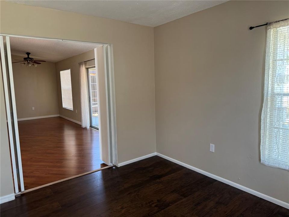 For Rent: $1,695 (3 beds, 2 baths, 1225 Square Feet)