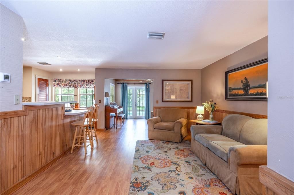 For Sale: $404,900 (3 beds, 2 baths, 1845 Square Feet)