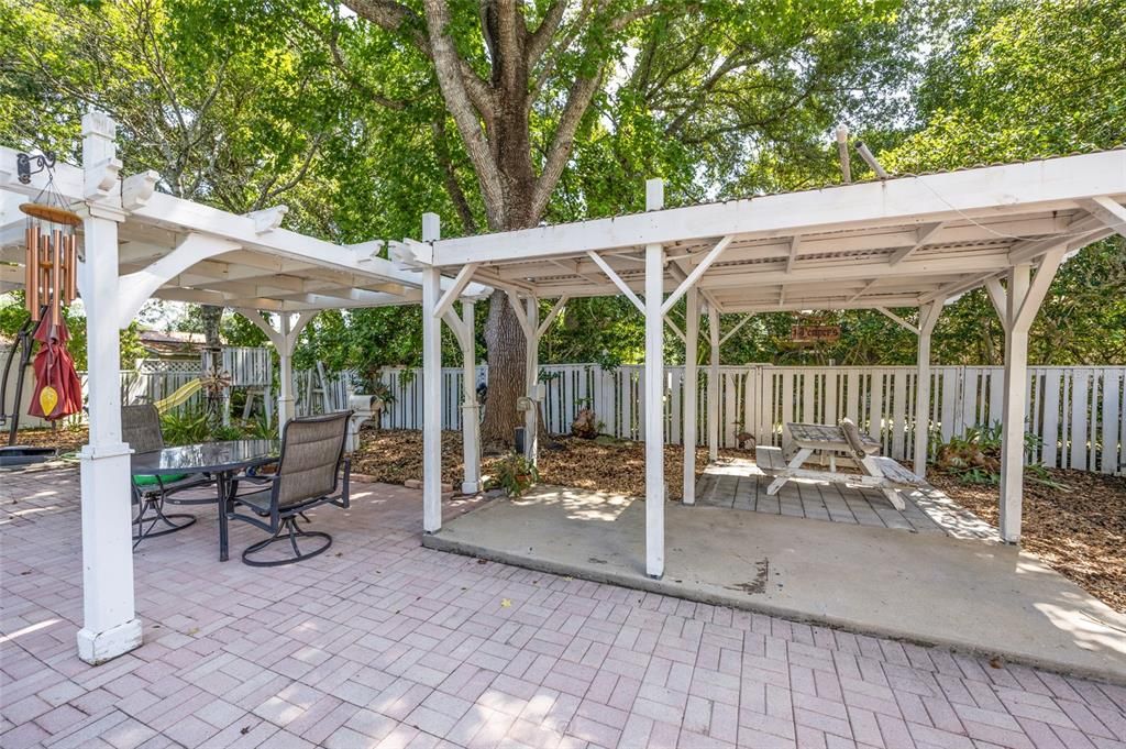 For Sale: $404,900 (3 beds, 2 baths, 1845 Square Feet)