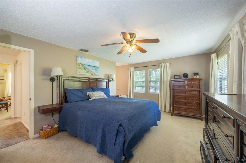 For Sale: $404,900 (3 beds, 2 baths, 1845 Square Feet)