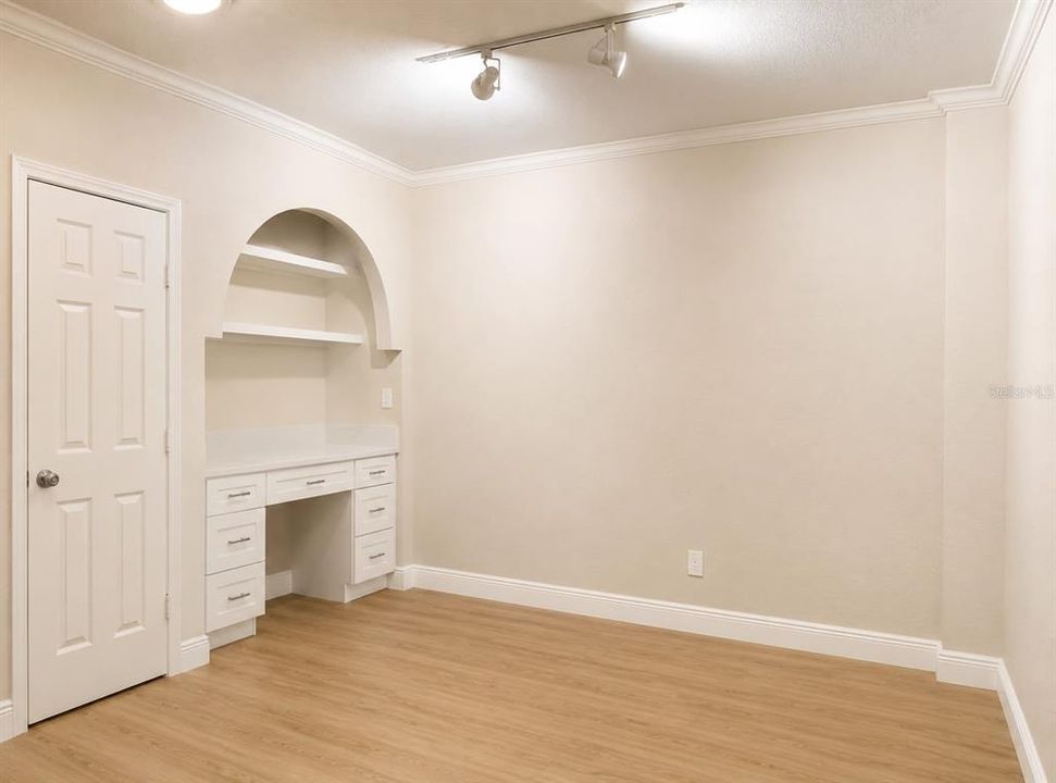 For Rent: $2,250 (2 beds, 2 baths, 1109 Square Feet)