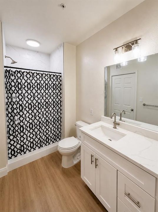 For Rent: $2,250 (2 beds, 2 baths, 1109 Square Feet)