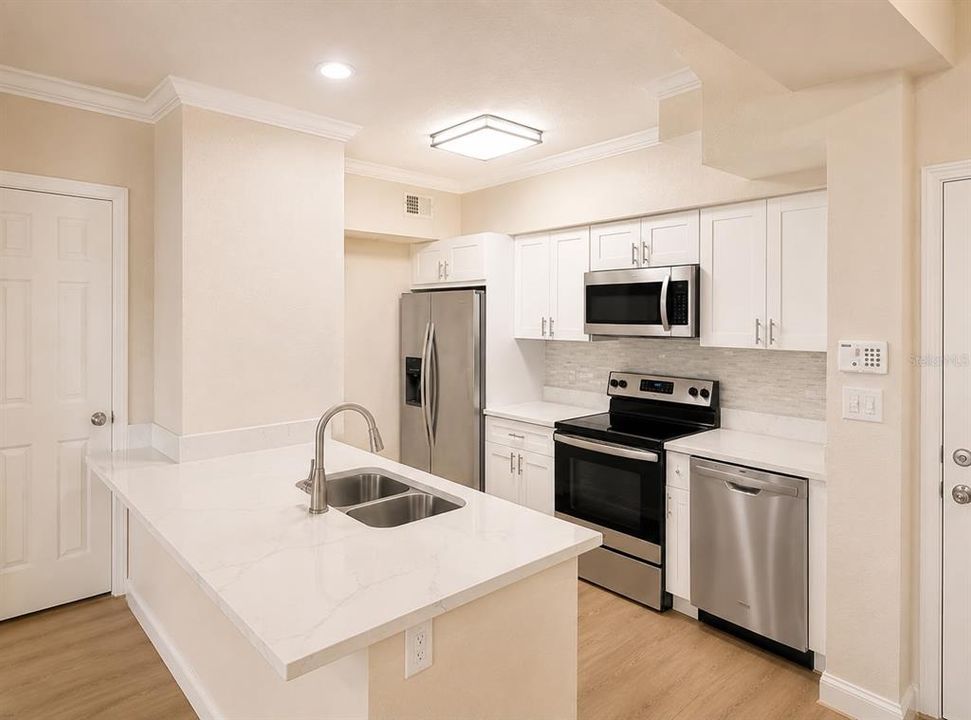 For Rent: $2,250 (2 beds, 2 baths, 1109 Square Feet)