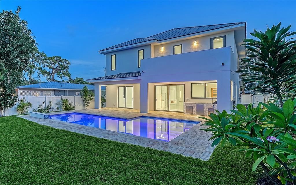 На продажу: $1,995,000 (4 спален, 3 ванн, 2976 Квадратных фут)